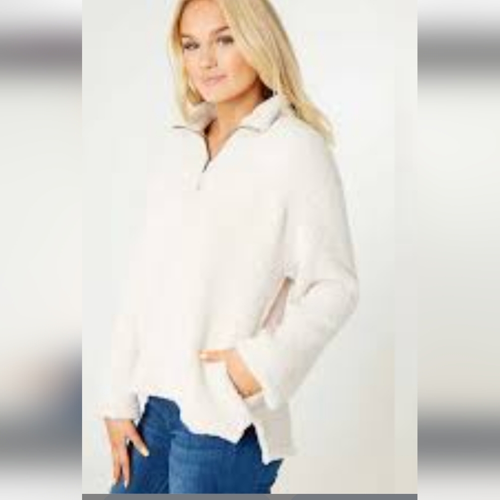 Altar'd State Cream Soft Fuzzy sherpa fleece Quarter Zip Pullover S